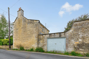 Side Elevation- click for photo gallery